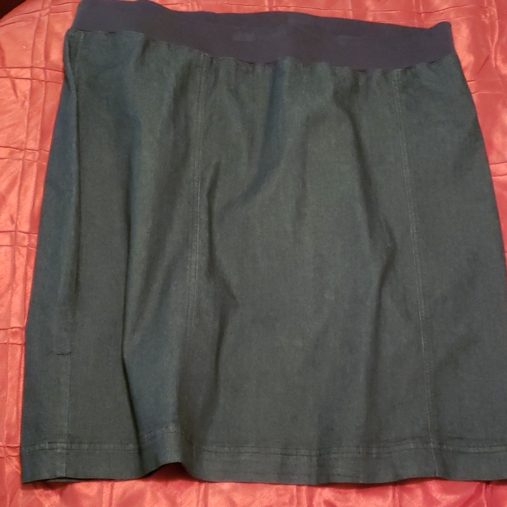 Knee length skirt